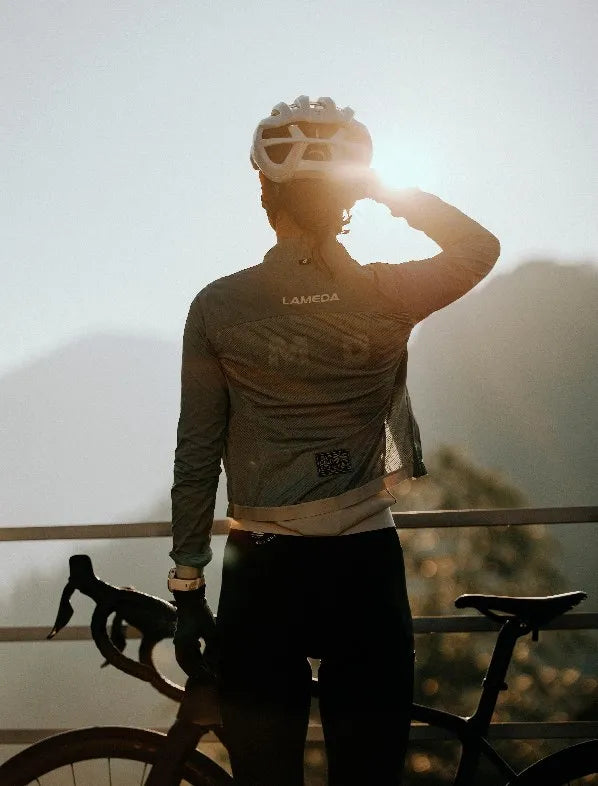 Cycling windproof jackets and gilets collection