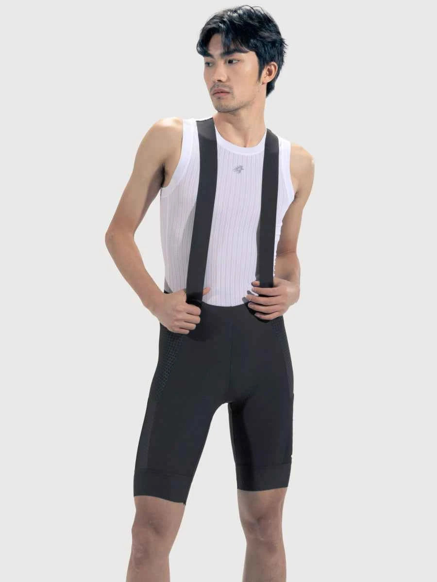 svart gondola herr cykelbibshorts med antihalk-benhållare parat med snabbtorkande linne med remmar och hängslen