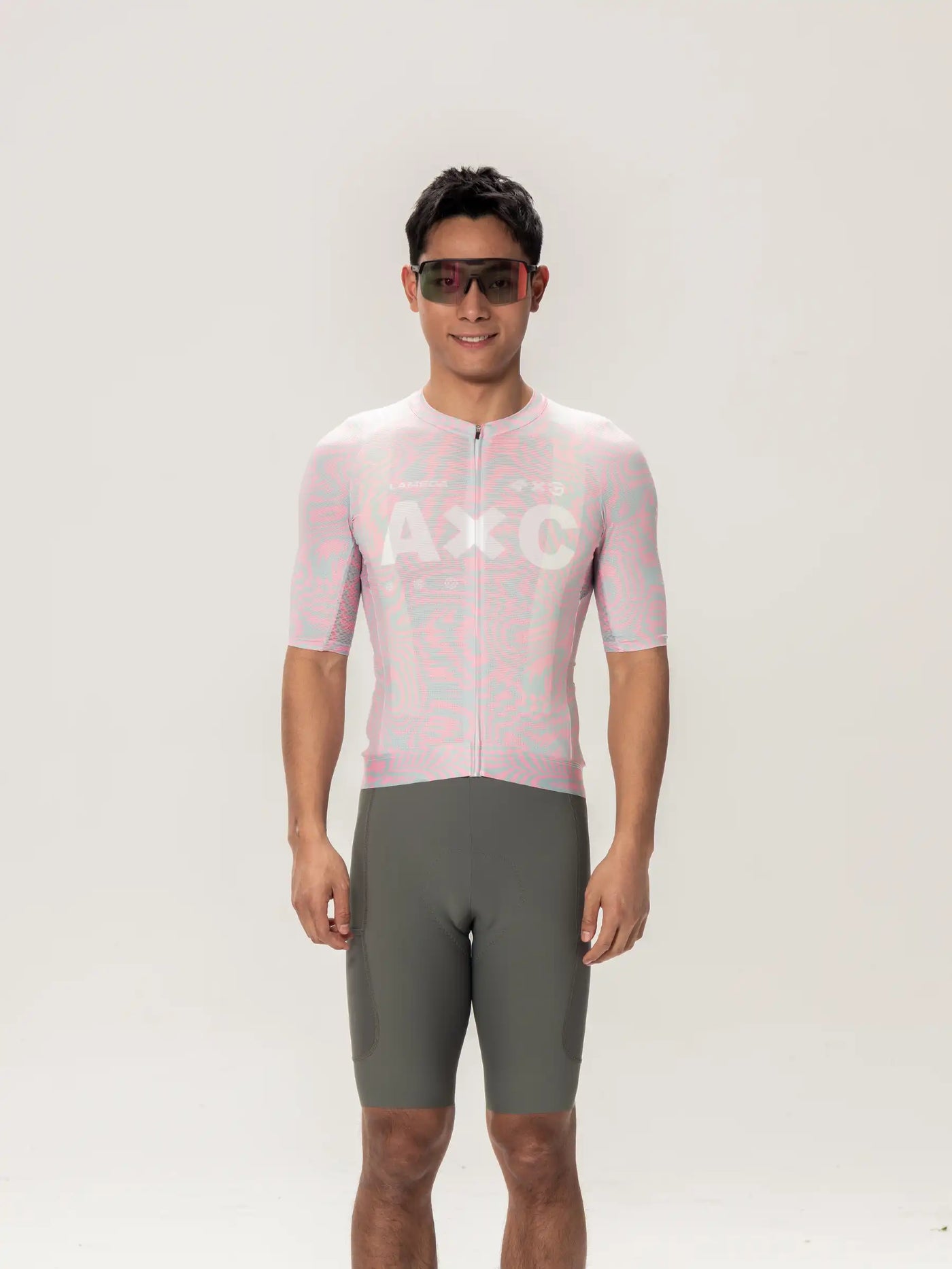 unisex kortärmad cykeltröja med rosa och ljusblått mönster helblixtlås av LAMEDA x australian
