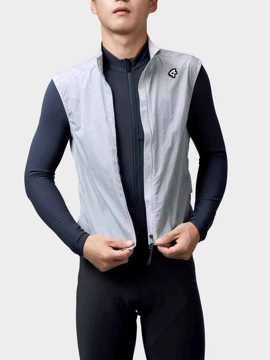 Ljusgrå lättviktig nylon LAMEDA maple unisex cykelväst med svart dragkedja och diskret bröstlogotyp