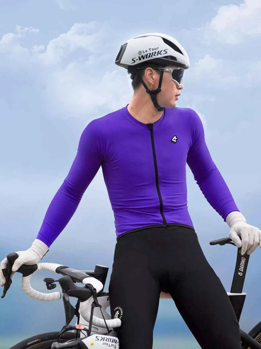 Lila Polar Night herrarnas fleecefodrad termisk cykeltröja med långa ärmar svart dragkedja och vit LAMEDA Polar Night-logotyp på bröstet