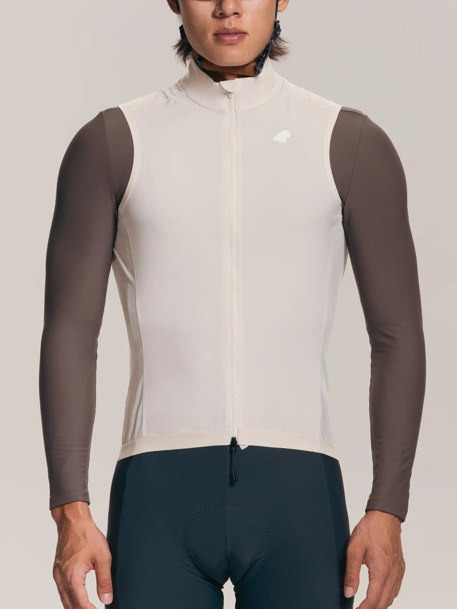 Pulse 20th anniv special herr cykelväst i elfenben med vit framsida, mörkgrå ärmar och 4-way stretchmaterial