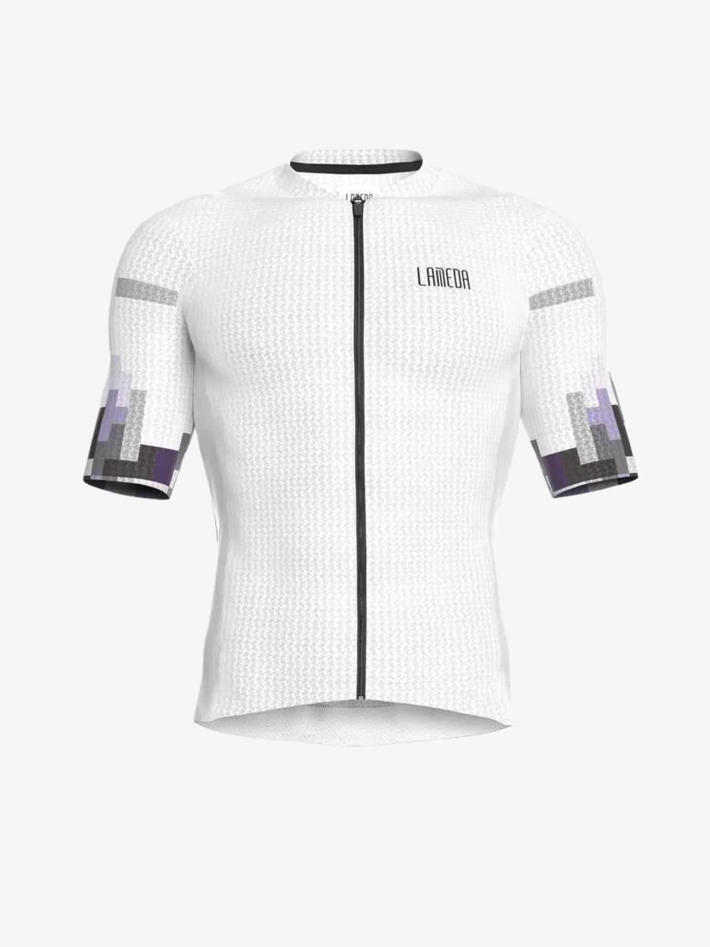 Vit LAMEDA cykeltröja med texturerad stickad väv och pixelerade grålila detaljer i avslappnad passform för män